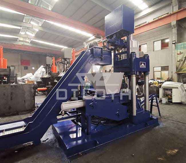 Briquetting Press In India, Chips Compre...